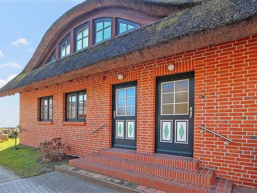 Holiday Home/Apartment - 4 persons -  - Alt Reddevitz - Mönchgut Ot Alt Reddevitz - 18586 - Mönchgut Ot Alt Reddev