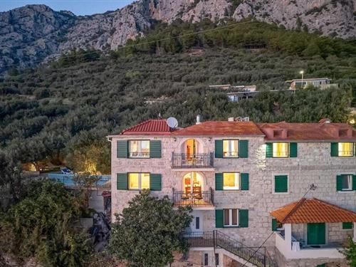 Villa - 6 persons -  - 21300 - Makarska