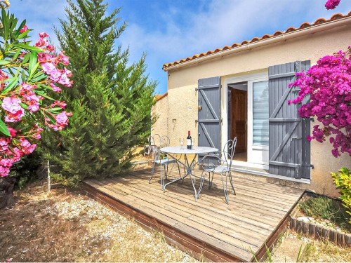 Holiday home - 3 persons -  - Rue Julien Green - 66750 - Saint Cyprien Plage
