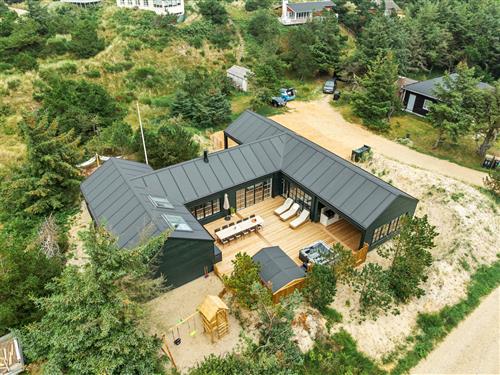 Sommerhus - 12 personer -  - Mågevej - 6853 - Vejers Strand