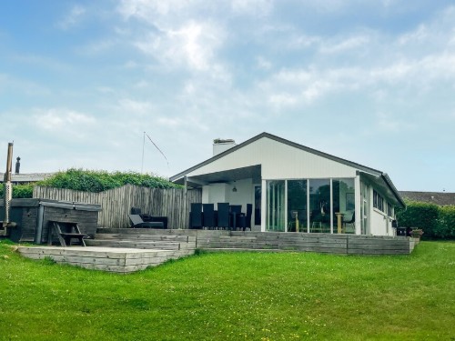 Fritidshus - 8 personer -  - Bakkesiden - Doverodde - 7760 - Hurup