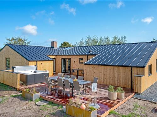 Sommerhus - 10 personer -  - Søndertoften - 6857 - Blåvand