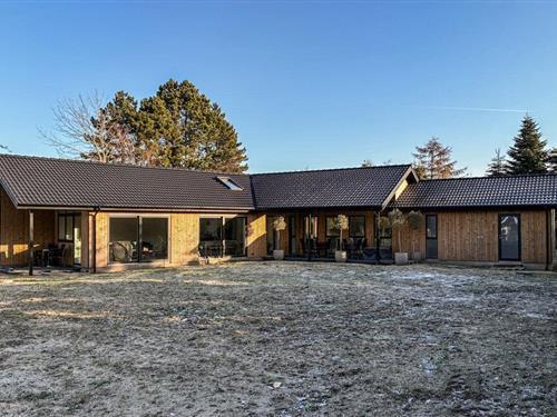 Fritidshus - 8 personer -  - Mælkebøttevej - Marielyst - 4873 - Væggerløse