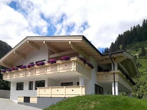 Holiday apartment - 5 persons -  - 6167 - Neustift