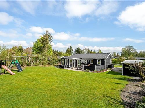 Holiday Home/Apartment - 6 persons -  - Laksenborgvej - Marielyst - 4873 - Væggerløse