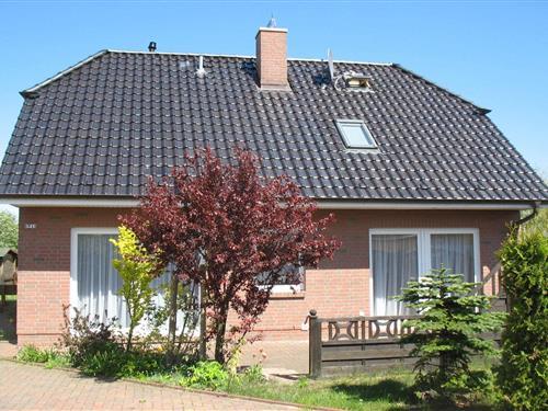 Holiday Home/Apartment - 7 persons -  - 18556 - Dranske Auf Rügen