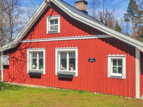 Holiday Home/Apartment - 5 persons -  - Liljedal Sjöbo - Målaskog/Tjurken - 341 76 - Ryssby