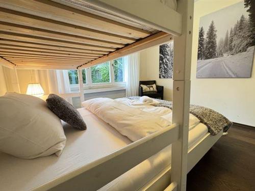 Holiday apartment - 4 persons -  - 7032 - Laax