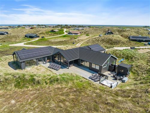 Sommerhus - 12 personer -  - Riskrogvej - Haurvig - 6960 - Hvide Sande