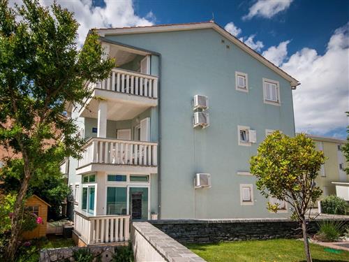 Holiday apartment - 4 persons -  - Ulica popa Petra Dorcica - 51523 - Baska