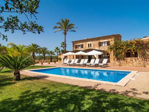 Holiday home - 8 persons -  - POLIGON 5 PARCEL·LA - 07630 - Campos