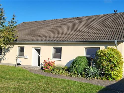 Sommerhus - 8 personer -  - 18230 - Bastorf