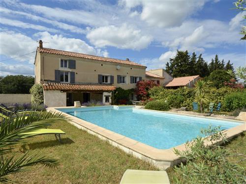 Holiday home - 10 persons -  - Pernes Les Fontaines - 84210