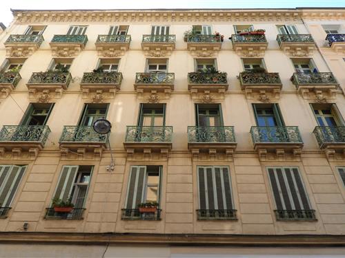 Holiday apartment - 5 persons -  - 06000 - Nice