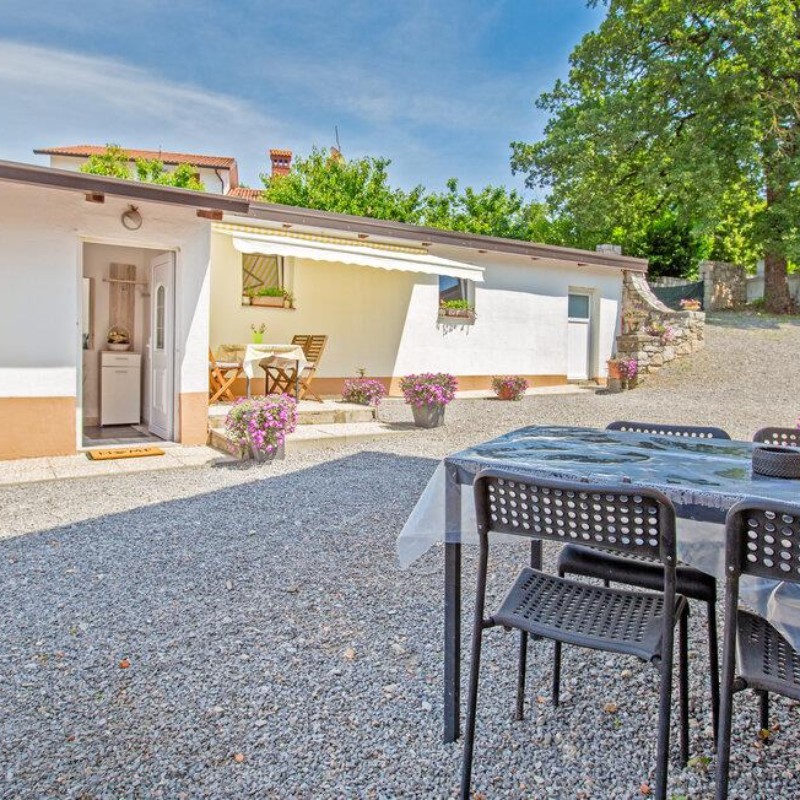 Sommerhus - 6 personer -  - Dol Pri Vogljah - Coast - 6221 - Dutovlje