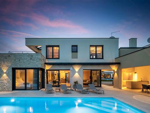 Holiday home - 10 persons -  - Skrinjari - Buje-Brtonigla - 52474 - Brtonigla