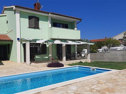 Holiday home - 10 persons -  - Liznjan - 52204 - Liznjan