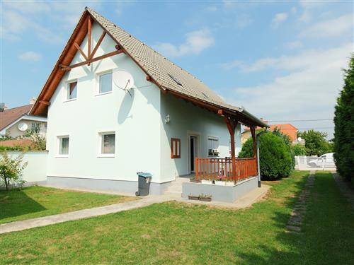 Holiday Home/Apartment - 12 persons -  - Balatonfoldvar/Balatonszarszo - 8624