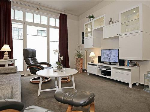 Holiday Home/Apartment - 4 persons -  - Ostseeallee - 18225 - Ostseebad Kühlungsborn