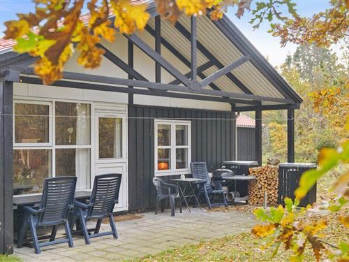 Holiday Home/Apartment - 6 persons -  - Bøtølundvej - Marielyst - 4873 - Væggerløse