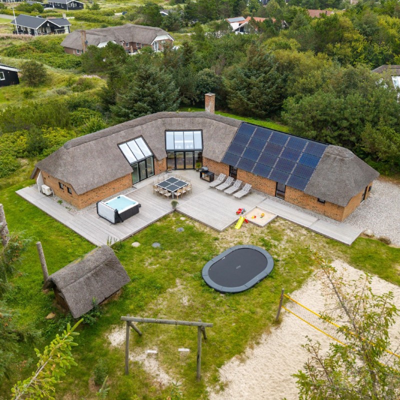 Sommerhus - 12 personer -  - Jens Jensens Vej - Søndervig - 6950 - Ringkøbing