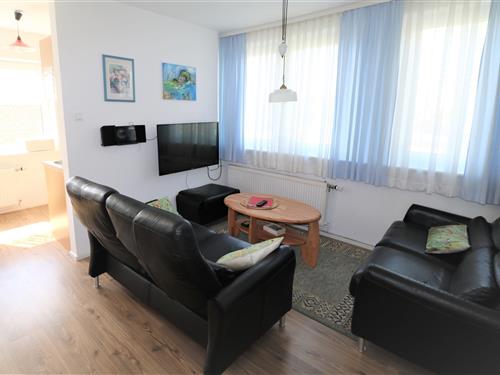 Holiday Home/Apartment - 2 persons -  - Am Deich - 23747 - Dahme