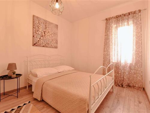 Holiday Home/Apartment - 5 persons -  - Sveti Petar - 23207 - Sveti Petar