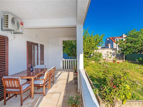 Holiday apartment - 6 persons -  - Don Bare Poparica - Trogir-Kastel Novi - 21216 - Kastel Novi