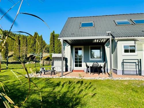 Holiday home - 4 persons -  - Gnitzer Weg - 17440 - Lütow