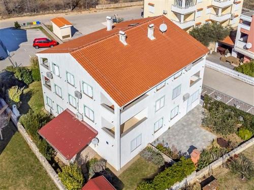 Holiday apartment - 5 persons -  - Ulica Skopalj - 51523 - Baska