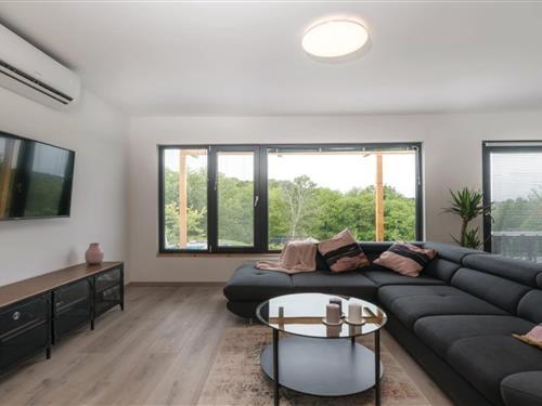 Holiday home - 6 persons -  - 10413 - Kravarsko