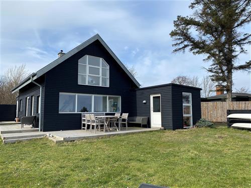 Holiday Home/Apartment - 4 persons -  - Strandskoven - Ballen - 8305 - Samsø