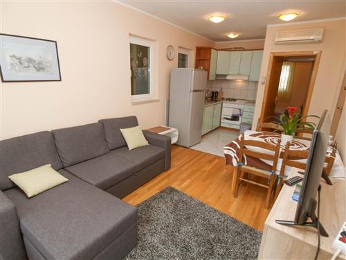 Sommerhus - 4 personer -  - Makarska - 21300 - Makarska