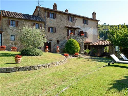 Holiday home - 7 persons -  - Cortona - 52044