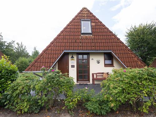 Holiday Home/Apartment - 4 persons -  - Knechtsand - 27639 - Wurster Nordseeküste