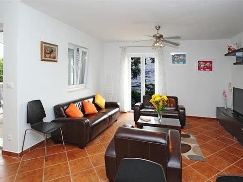 Holiday home - 4 persons -  - 20234 - Brsecine