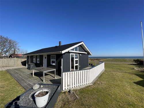 Holiday Home/Apartment - 6 persons -  - Hedestien - Sæby By - 9300 - Sæby