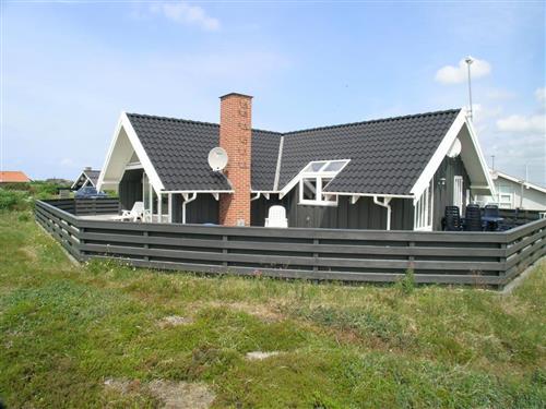 Holiday Home/Apartment - 6 persons -  - Fyrmarken - Nr. Lyngvig - 6960 - Hvide Sande