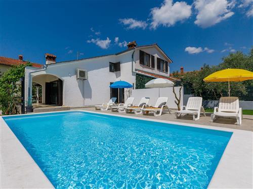 Holiday home - 8 persons -  - Porec - 52440
