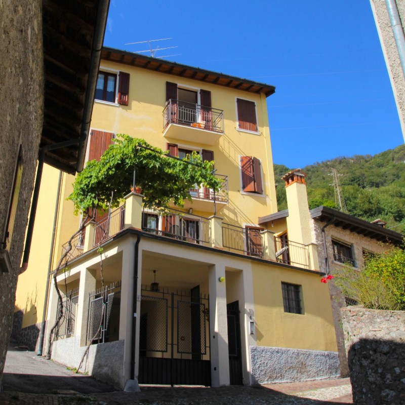 Ferielejlighed - 4 personer -  - 25080 - Gargnano