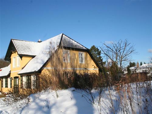 Holiday Home/Apartment - 2 persons -  - Westerstraße - 18347 - Wustrow