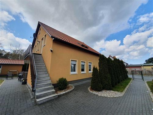 Holiday Home/Apartment - 7 persons -  - Bahnhofstraße - 17449 - Trassenheide