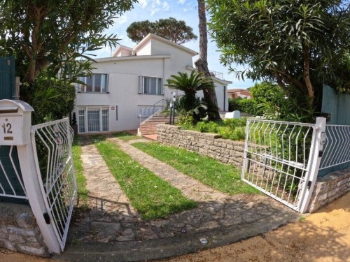 Villa - 6 personer -  - 56128 - Tirrenia Pisa