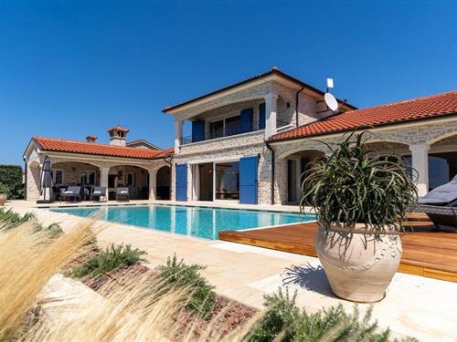 Holiday home - 8 persons -  - Deklici - 52440 - Porec