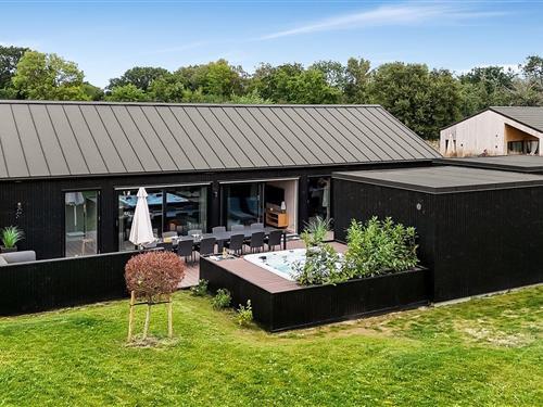 Sommerhus - 10 personer -  - Fyrrehaven - Fjellerup - 8585 - Glesborg