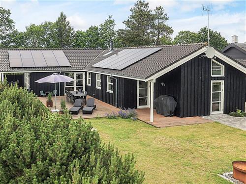 Sommerhus - 10 personer -  - Haslevgaardevej - Øster Hurup - 9560 - Hadsund