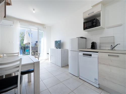 Holiday home - 6 persons -  - Serignan - 34410