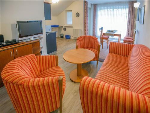 Ferienhaus - 6 Personen -  - Dollahner Straße - 18609 - Ostseebad Binz