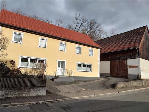 Ferieleilighet - 3 personer -  - Hauptstraße - 91332 - Heiligenstadt