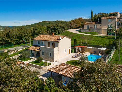 Feriehus - 6 personer -  - 52000 - Pazin